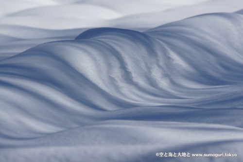 雪面のアート