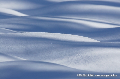 雪面のアート