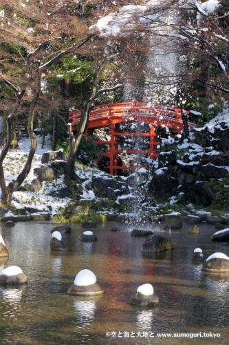 大雪の小石川後楽園